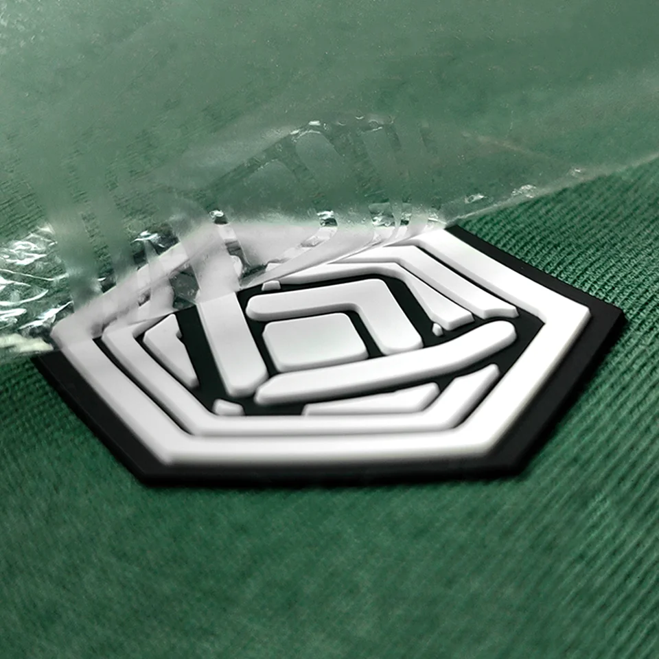 ロゴ付きのパーソナライズされたシリコンワッペン,小さなサイズ,熱