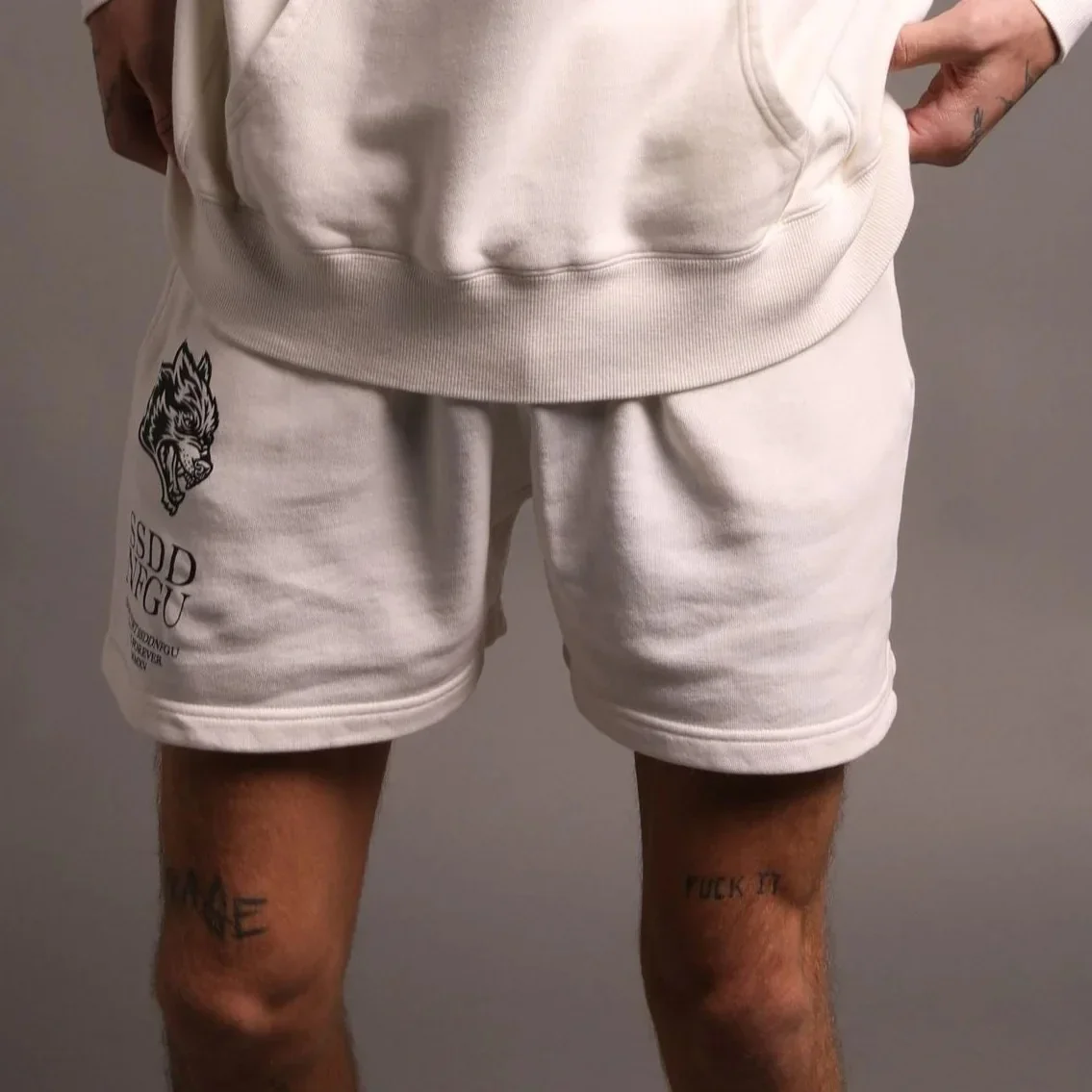 American Style Casual Cotton Polyester Shorts Summer New Men's Loose Print Skateboard Sport Pants from Mainland China
