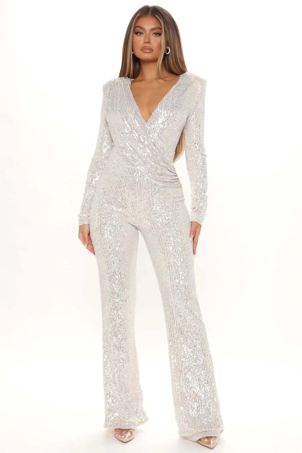 Рисунок 3 - Женский Длинный комбинезон в британском стиле