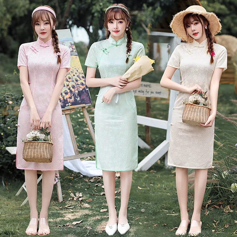 

Elegant Short Sleeve Knee-Length Chiffon Cheongsam Traditional Mandarin Collar Qipao Retro Chinese Women Dress