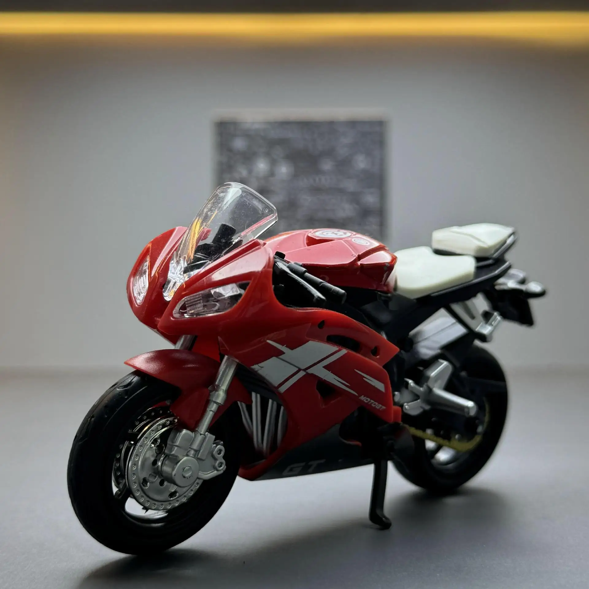 1:18 Scale Yamaha R6 Alloy Scooter Sport Bike Figurines Diecasts Decor Motorcycle Racing Model Replicas Collection Gift For Boys 1