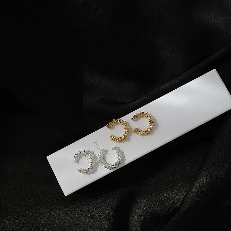Metal ball ear bone clip ear cuff clip earrings Delicate cuffs fake piercing earrings for women trend jewelry gift