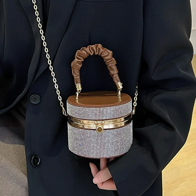 Spring Concise Mini Rhinestone Fashion Bucket 2024 New Versatile Pleated Chain Women's Shoulder Bag