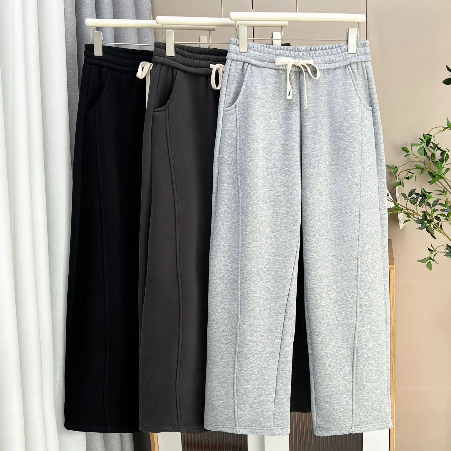 XXXXL Fashion Plus Size Women's Straight Pants Winter Style Simple Fleece And Thickened Warm Wide Leg Trousers 2862