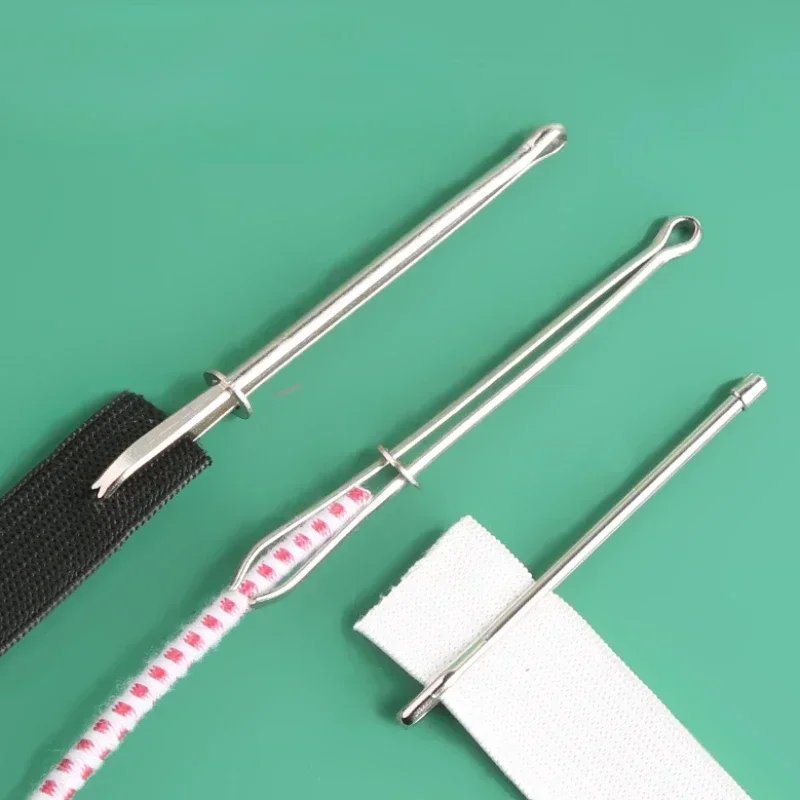 2Pcs Stainless Steel Garment Clips Sewing DIY Tools Elastic Band Tape Punch Cross Stitch Threader Wear Rope Elastic Clamp Sewing Tool