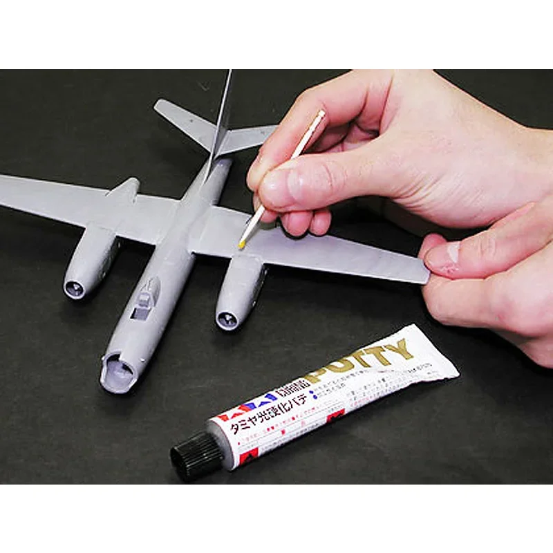 Mastic à Poncer Tamiya 87076 - Finition Légère Pour Modèles Plastiques, 34g