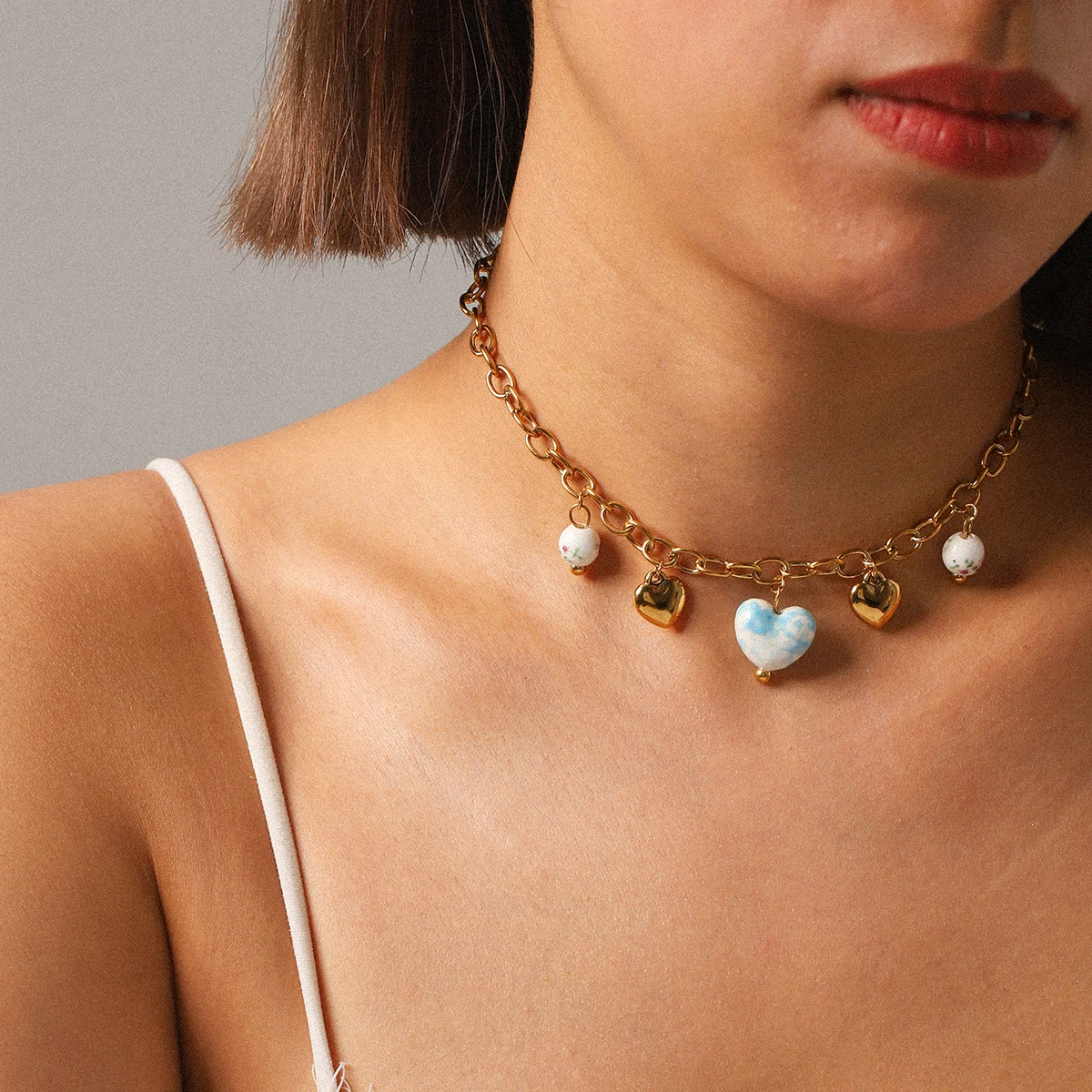 Charmante Herzförmige Keramik-Imitationsperlen-Anhänger Edelstahl-Halskette Damen Design Schlüsselbein-Kette Schmuck – Detail 2