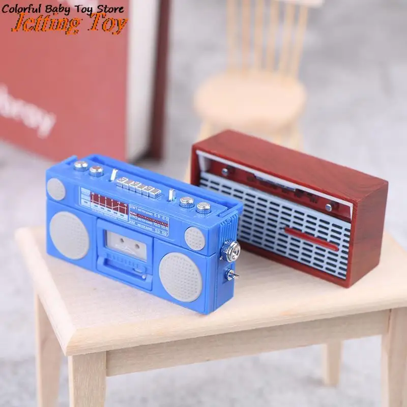 

Mini ornaments Mini nostalgic radio recorder model toy DollHouse decorations