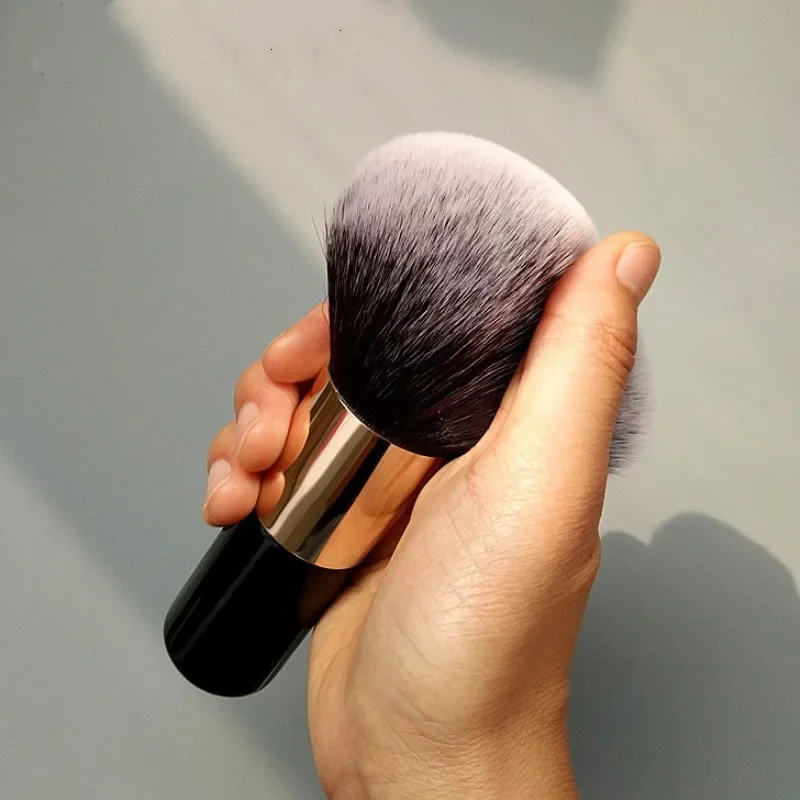 1pc Large Round Handle Multifunctional Makeup Brushes Girl Black Professional Powder Foundation Blush Brush Cosmetic Accessories
