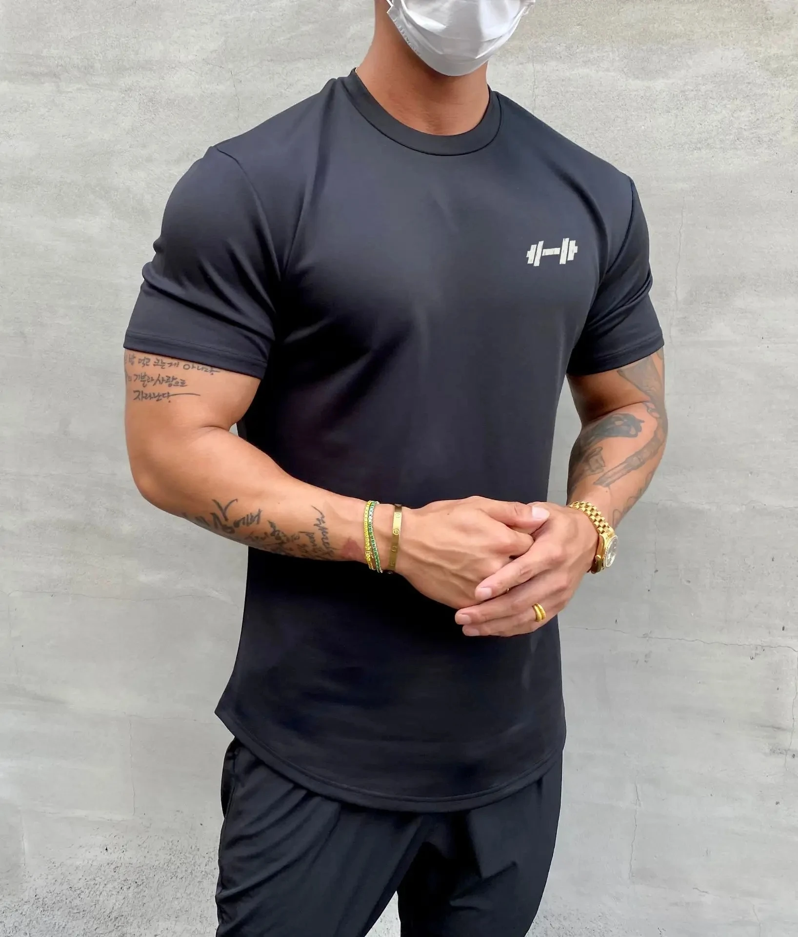 2023 Summer Gym T shirt Men Bodybuilding Fitness Cotton  short sleeve t-shirt Training Tees fashion muscle tshirt man Clothing