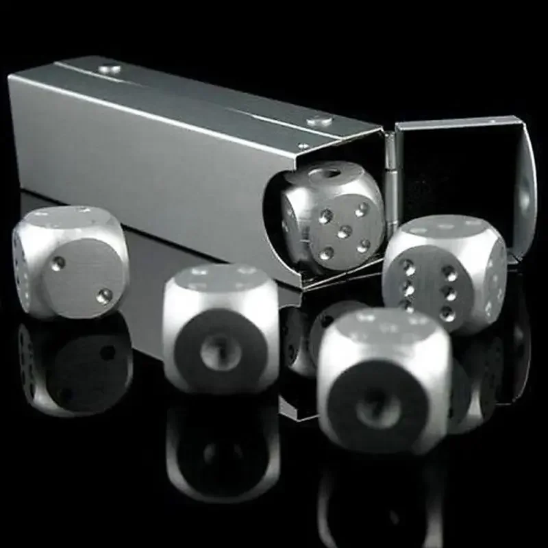Aluminum Alloy Dices Set 5pcs Whisky Dice Stones Ice Cubes Bucket Reusable Keep Wine Chilling Poker Party Dice Accessories whiskey stones