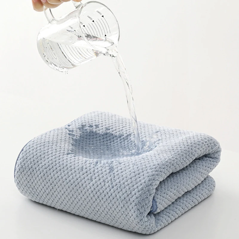 Ultra-Soft Coral Fleece Bath Towel Thickening Is Not Easy To Shed Absorbent Towels Bathroom Hotel Eco-Friendly Beach Towel
