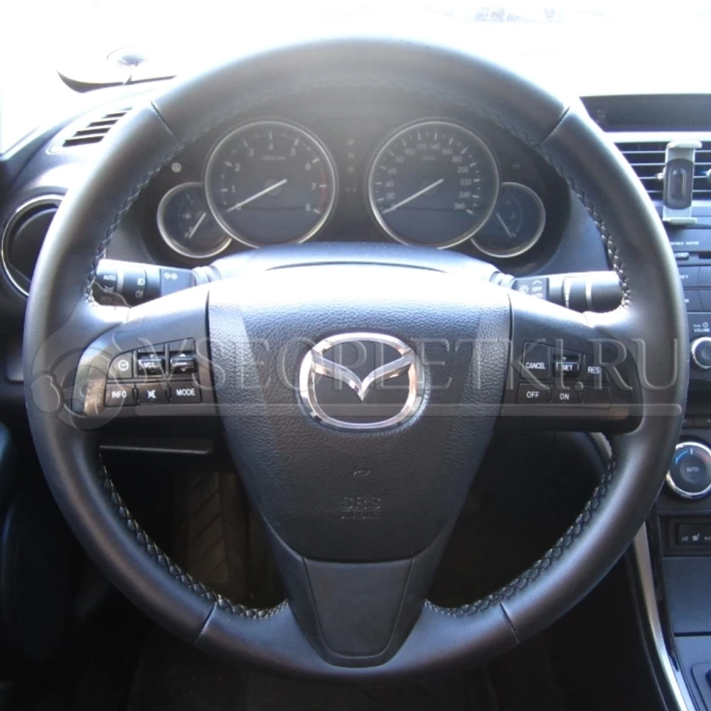 Оплетка на руль &quotMazda 6&quot (Мазда 6) для кожаного руля - черная гладкая кожа с черным