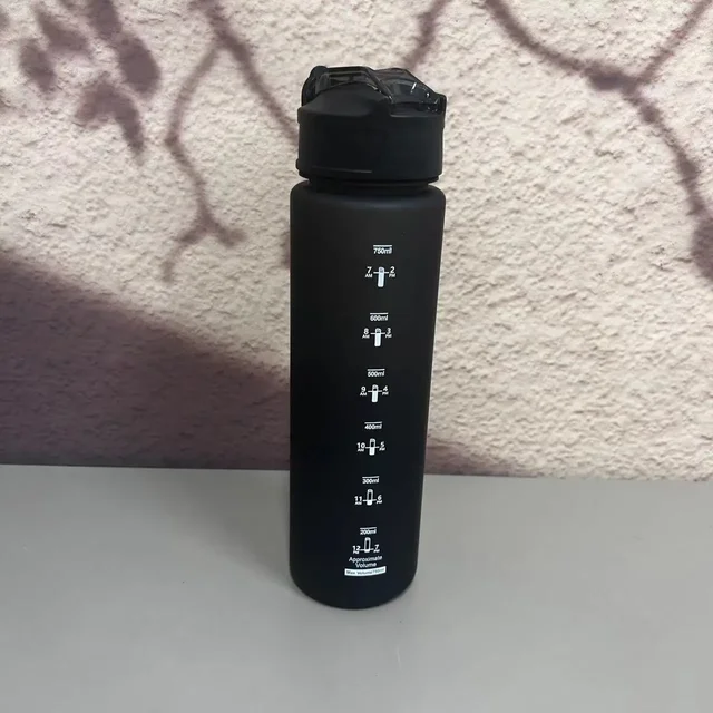 Botella de agua deportiva de 750ml de alta resistencia: Estilo Viral | Emoape