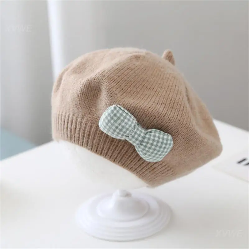 Children's Hat Warm And Comfortable Fashionable Hat Warm Wool Lovely Design Comfortable Knitted Beret Crochet Beret