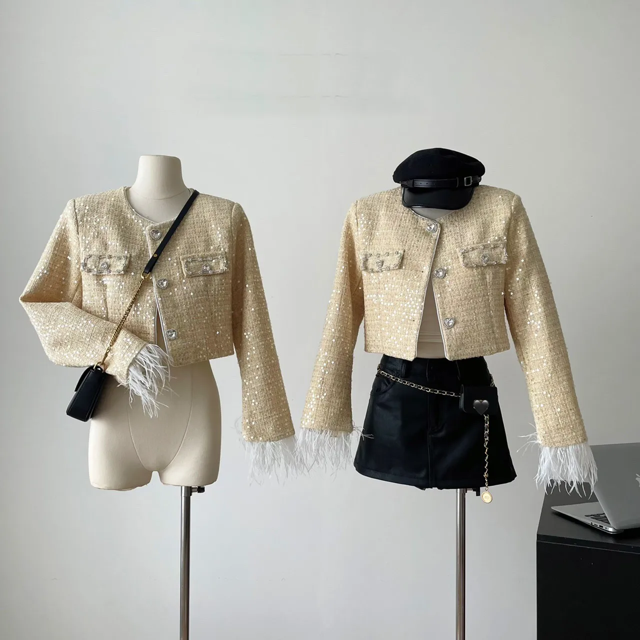

Women's Elegant Ostrich Hair Cuff Sequined Long Sleeve Tweed Jacket Lady Spring Autumn High Street O Neck Glitter Short Outwear
