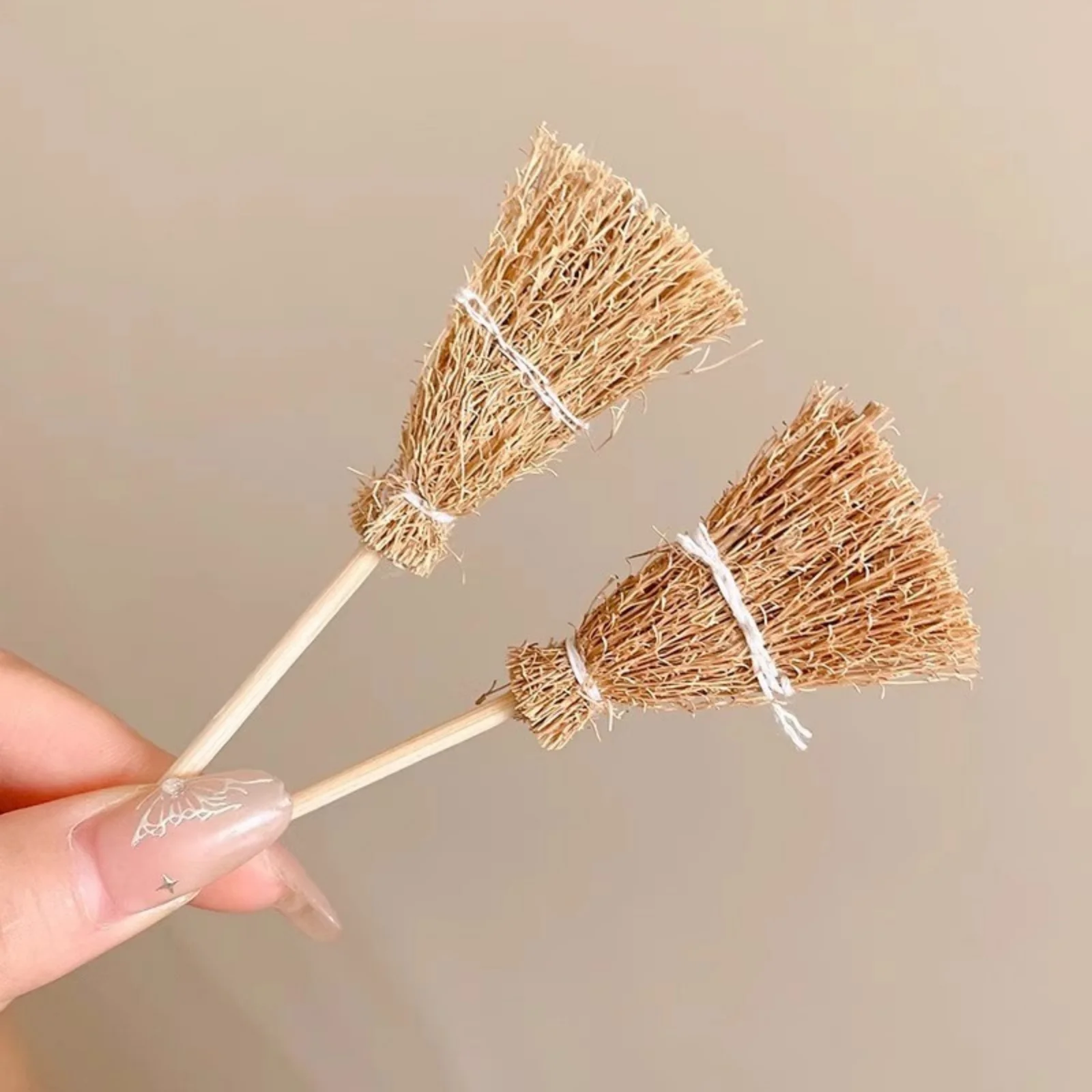 1PC Korean - Style Mini Broom Hair Clip, Cute Handmade Straw Hairpin, Unique Hair Accessory For Women Girls