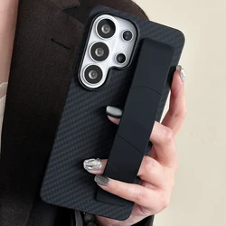 Carbon Fiber Pattern Silicone Wrist Strap Shockproof Phone Case - Hard Back Cover - Galaxy S23 Ultra (Carbon Fiber)