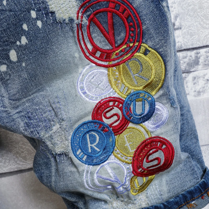 High End Trendy Embroidery With Hole Patches Versatile Men Denim Shorts Straight Fit Elastic Personalized Casual Denim Capris