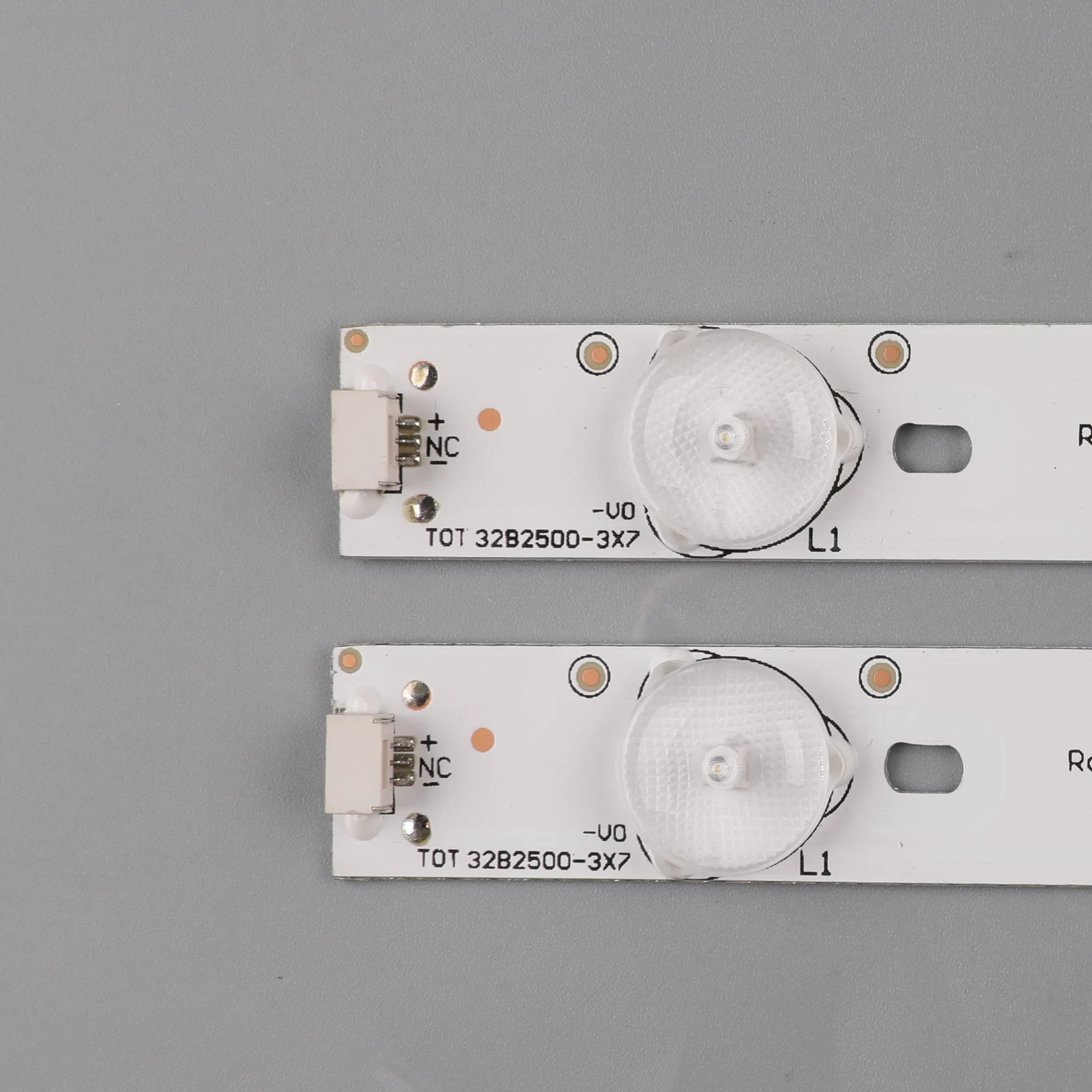 Toshiba 32 ġ TV 32L2306C L32F3305B L32F3302B L32F3320-3D LCD TV Ʈ TCL TOT 32B2500-3X7 006-P2K1908B 4C-LB320T-YH5