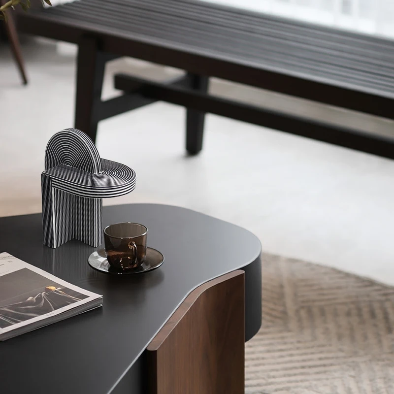 

Фигурки из смолы в черно-белую полоску, креативные настольные Предметы для гостиной, домашняя абстрактная Геометрическая скульптура, мягкие декоративные аксессуары