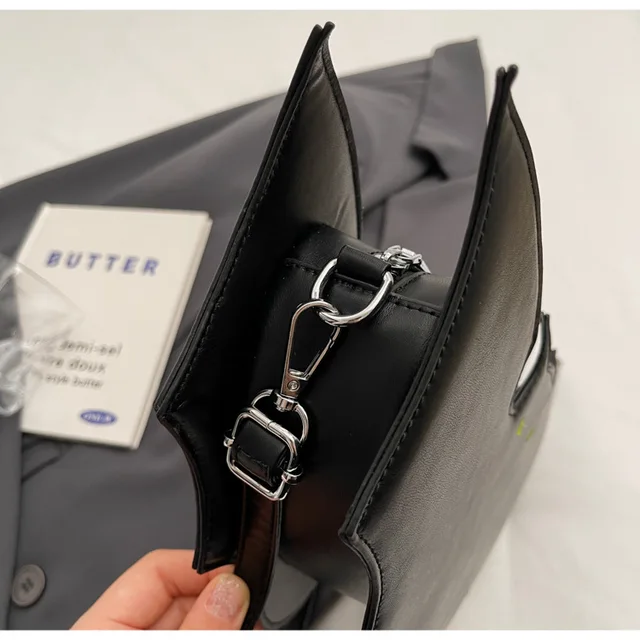 Bat Shoulder Bag 17
