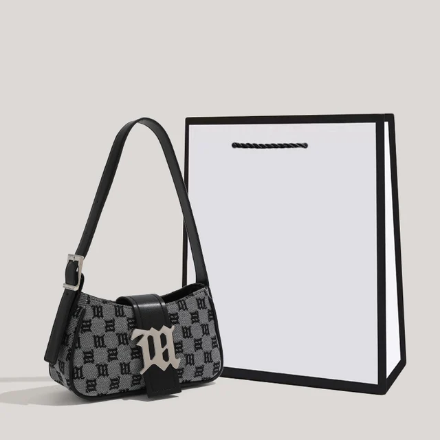 Women s leisure bag luxury designer brand handbag and wallet new canvas ribbon sheet metal