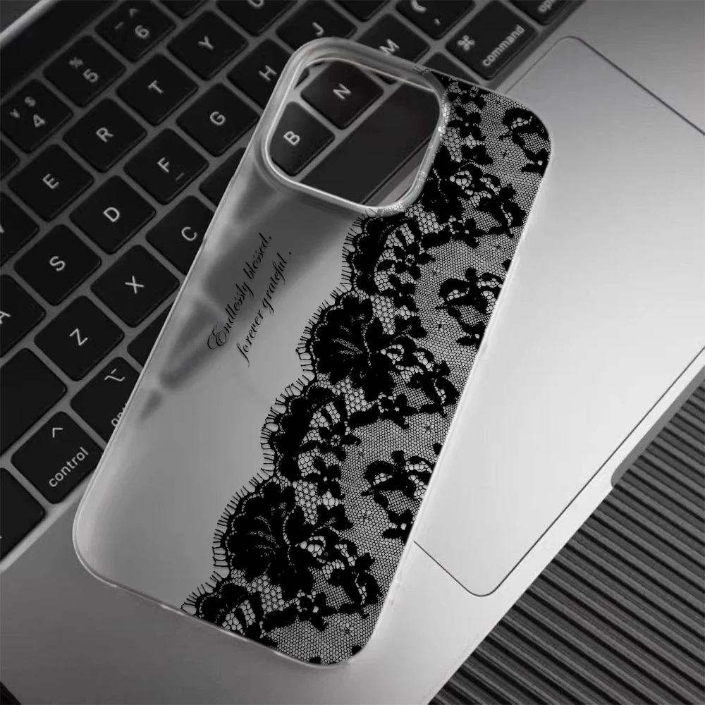 รูปสินค้า เคสโทรศัพท์ลายลูกไม้สีดำ ป้องกันรอย เนื้อนิ่มใส