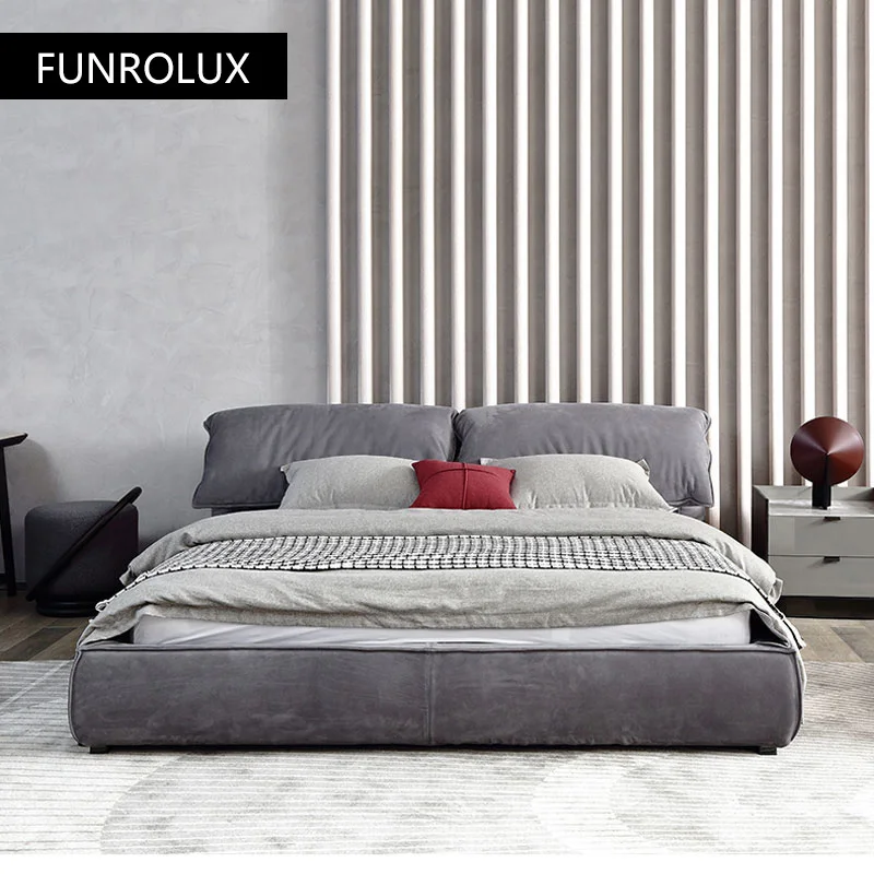 Modern minimalist fabric bed Italian minimalist light luxury master bedroom ins net red creative 1.8m wedding bed double