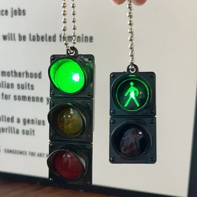 1/2Pcs Mini Traffic Light Keychain Adults Kids Creative
