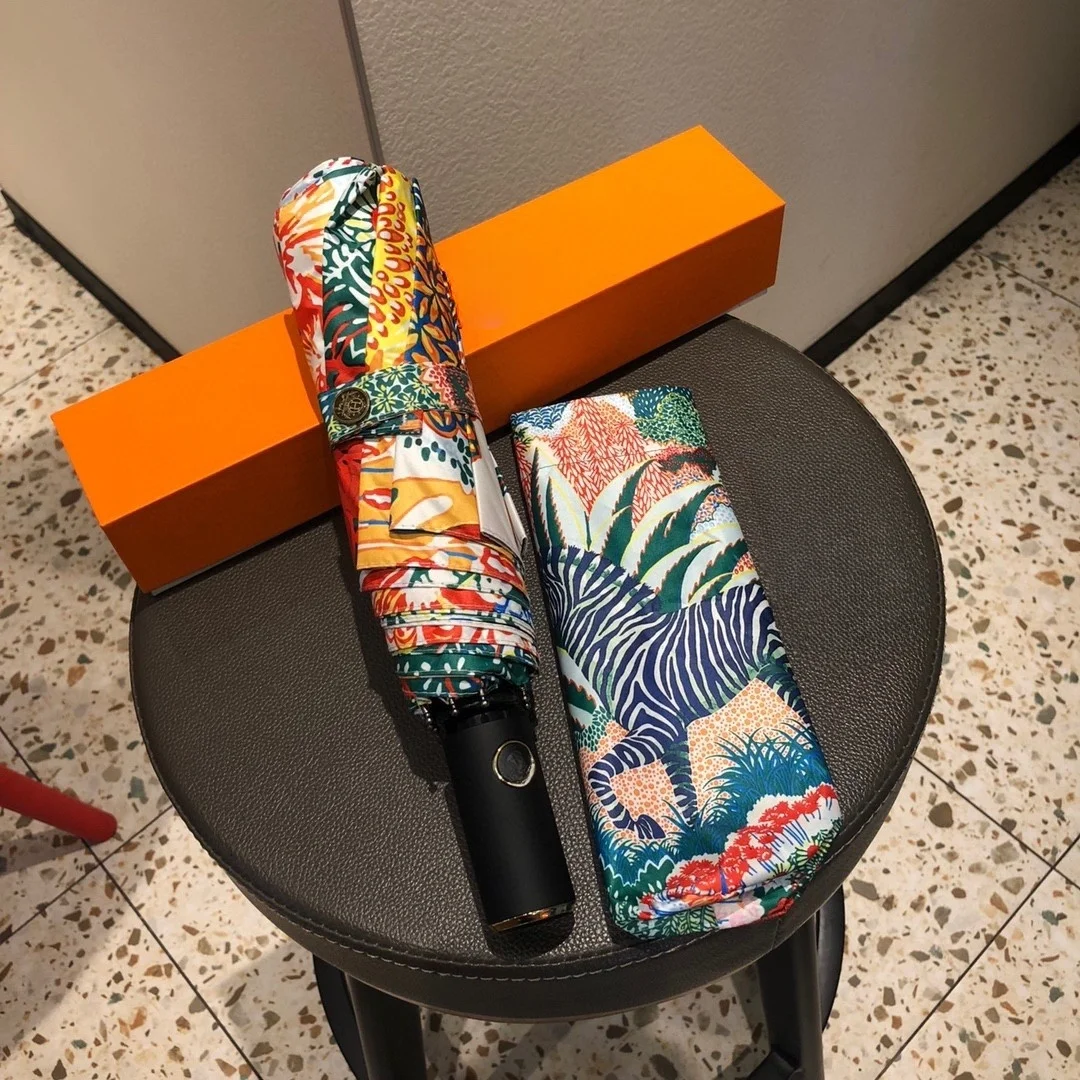 

New Zebra Sun Umbrella folding automatic opening and closing umbrella vinyl sunscreen UV shading for men and women.