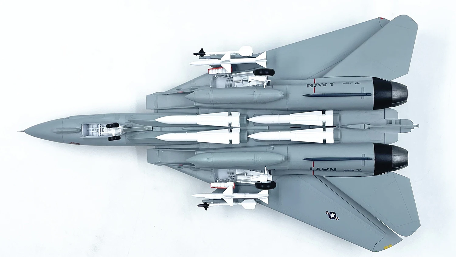1: 72 American F14B fighter model VF-11 Red Boar Squadron E37189  Finished product collection model