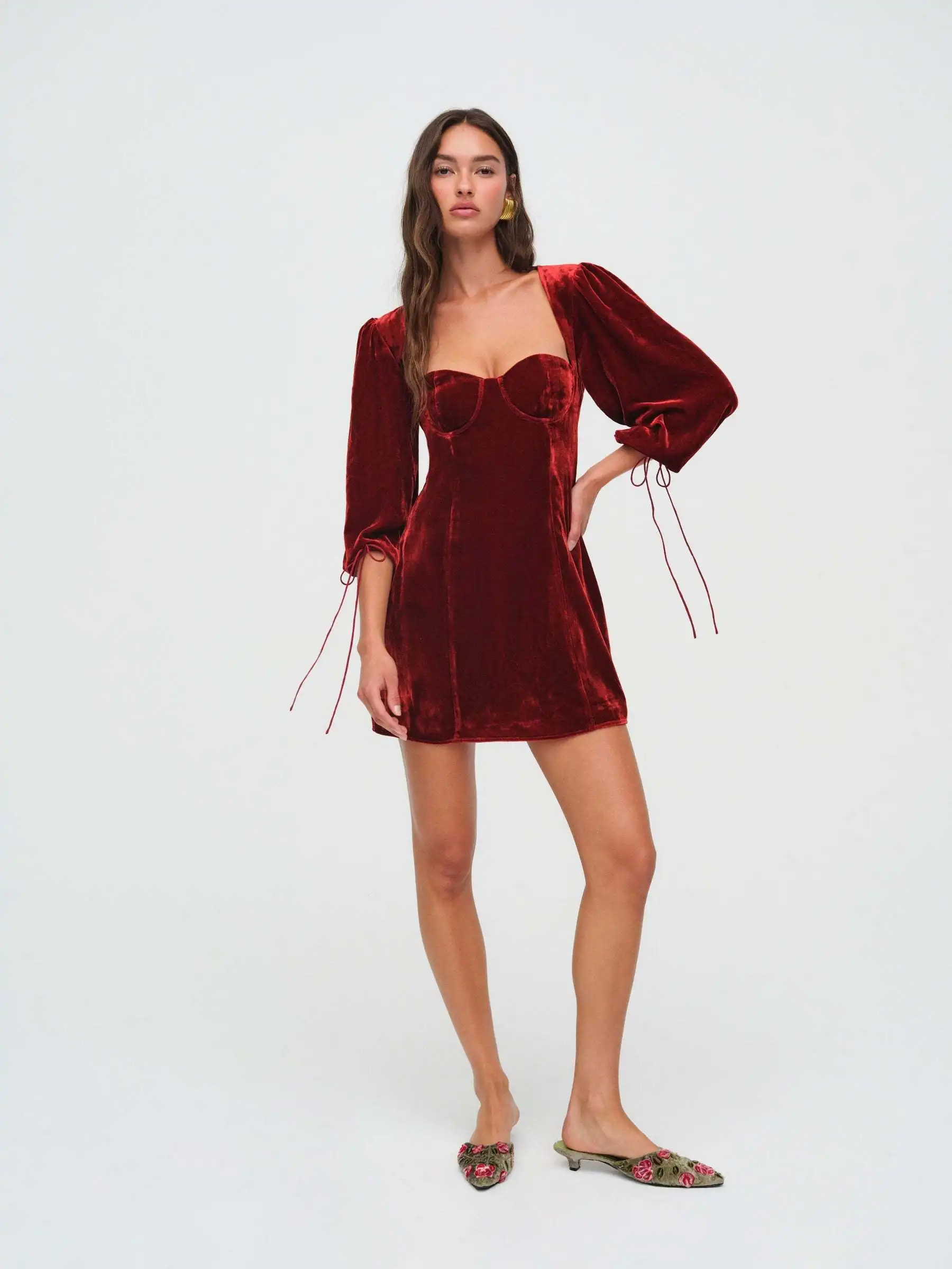 Elegant Long Sleeved Velvet Hollow Out Dress Women Sexy Backless Party Evening Dress Autumn/Winter 2025 New Slim Vestido