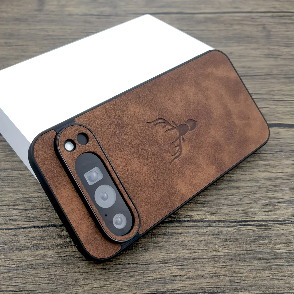 Vintage Leather Phone Case - Elegant Retro Design Cover