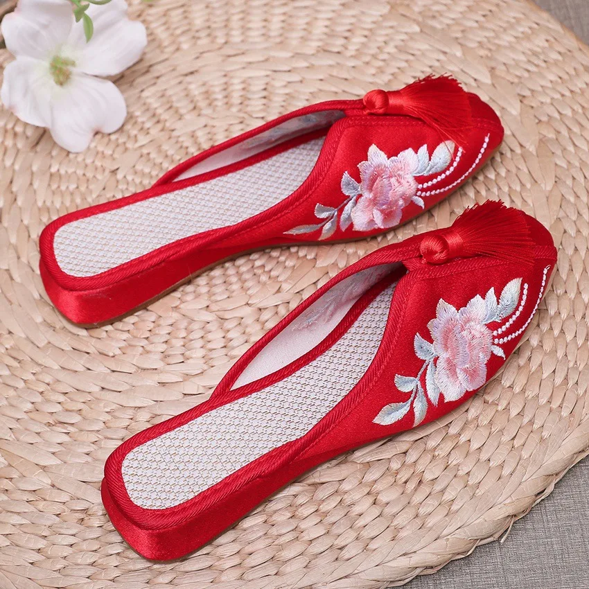 Buy Chinese Slippers Online In India - Etsy India