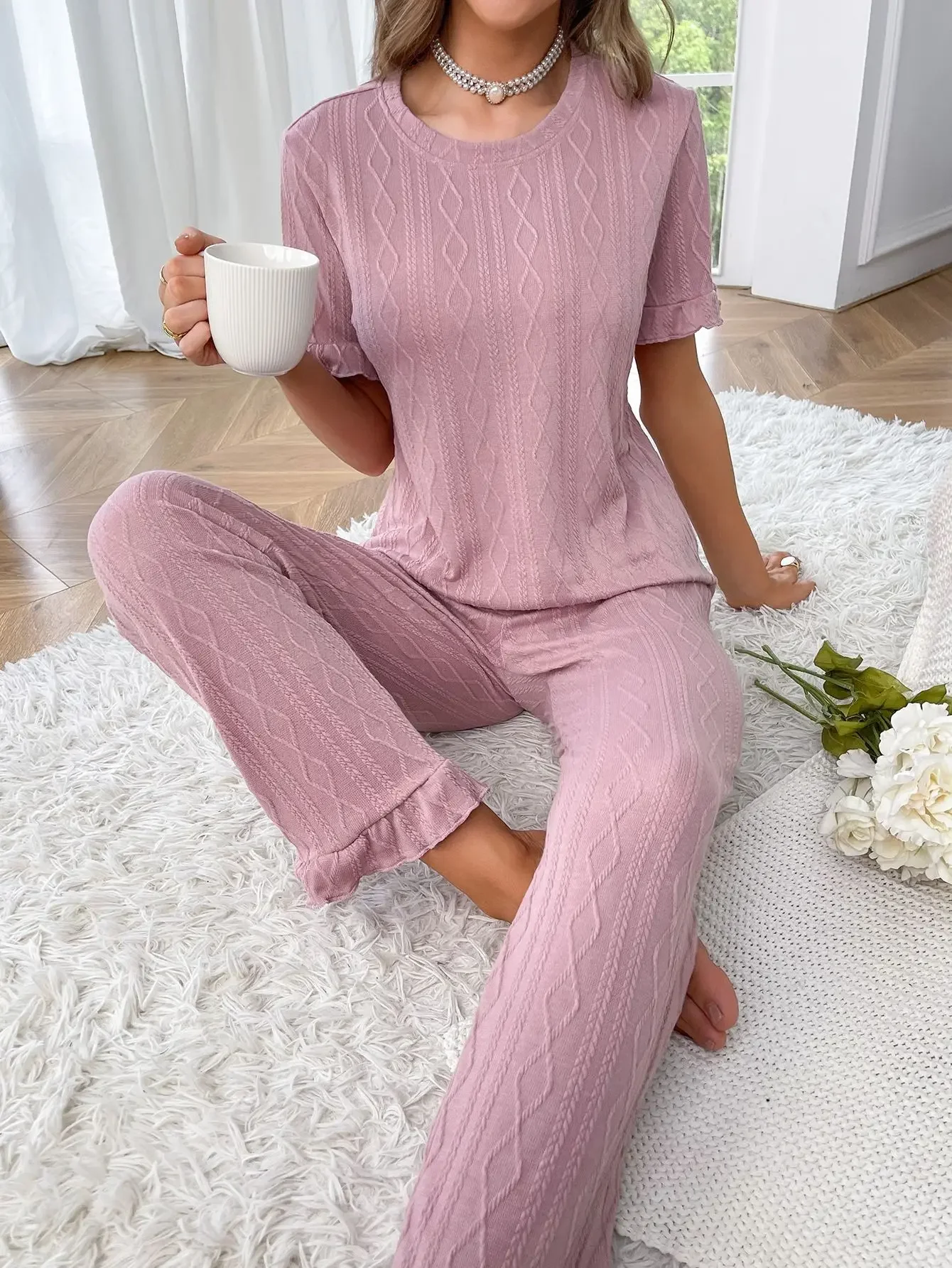 

2023Autumn/Winter Fashion New Milk Silk Pajamas Jacquard Soft and Comfortable Short Sleeve Pants Women's Casual Elegant Home Set