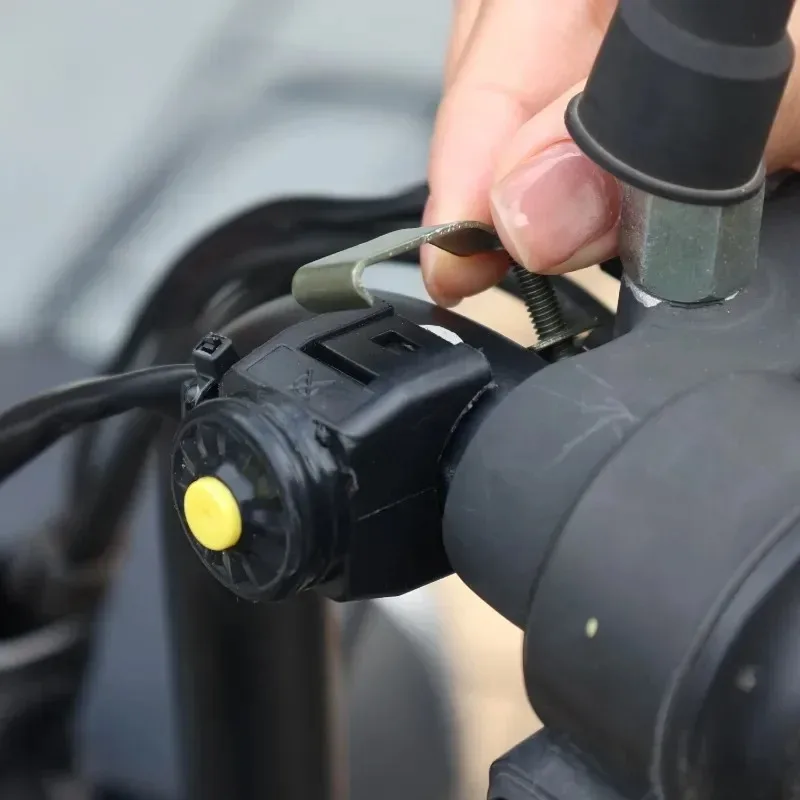 Motorcycle Engine Kill Switch Headlight Switch Replacement Right Handle Control Switch Assembly for Honda Yamaha Kawasaki ATV