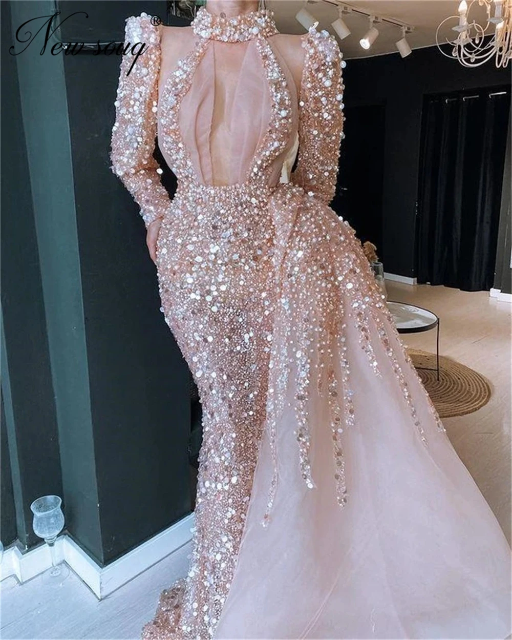 

Sparkly Pink Mermaid Evening Dresses New Fashion Middle East Long Sleeves Red Carpet Runway Dress Dubai Couture Beads Party Gown
