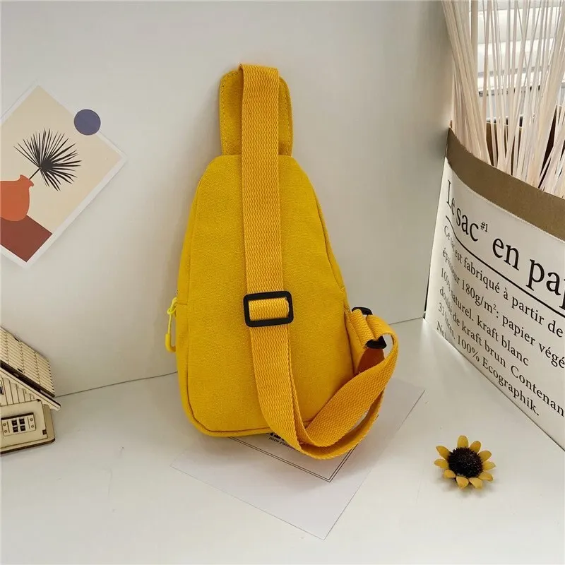 Fashion Ladies Daisy Print Chest Bag Ladies One Shoulder Crossbody Bag Small Short Trip Travel Carry Bags Canvas Bag