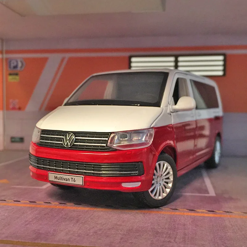 1:32 Volkswagen Multivan T6 alloy car model business car car model sound  and light boy toy car collection to send a friend