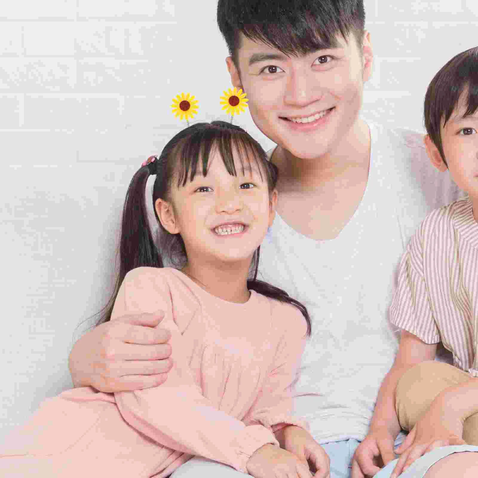 Рисунок 3 - весенние заколки для волос в виде