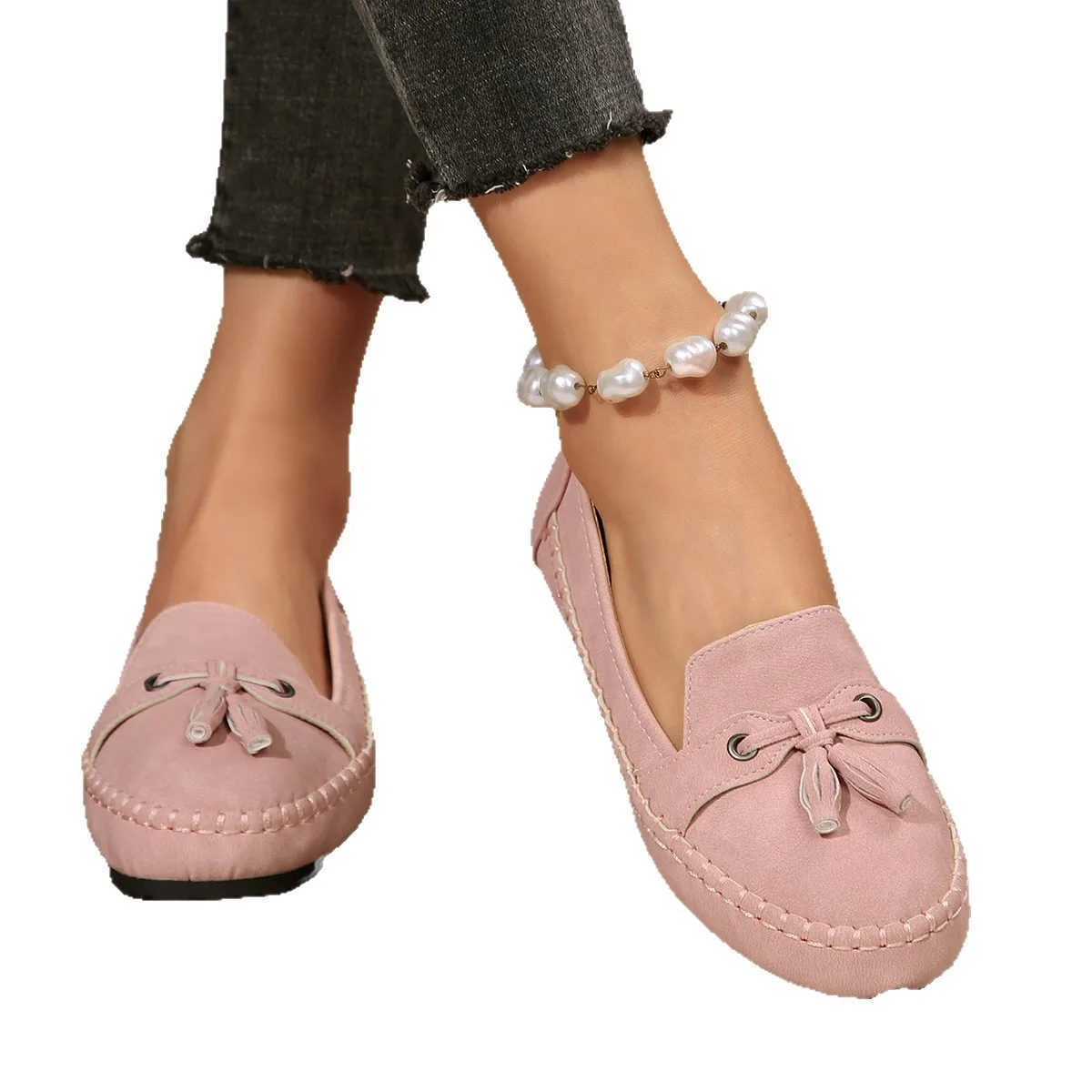 2025 Women's Loafers Spring New Plus Size Round Head Tassel Solid Color Lightweight Anti Slip Leisure Walking Flat Sole Shoes