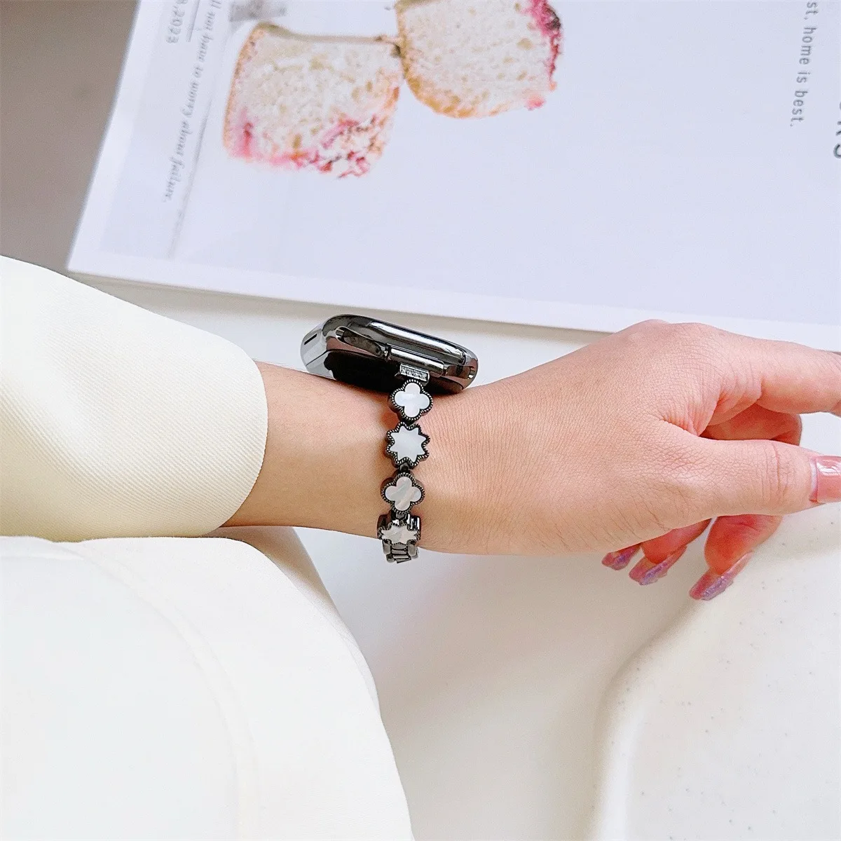 Stilren smartwatch metallarmband för apple watch_voghion.com