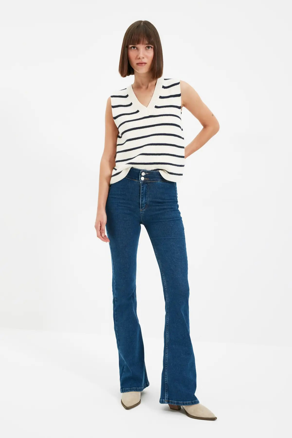 Джинсы-клеш TWOAW22JE0678 с высокой талией |