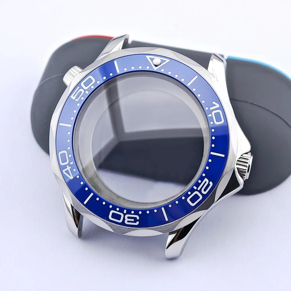 High-Quality Silver Diving Watch Case for Men with Automatic Movement