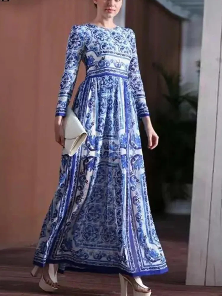

Autumn new fashion show retro print long dress skirt round neck long sleeve high waist long sleeve luxury party A-line skirt
