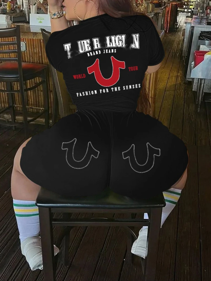 

Женский Стильный костюм из двух предметов, черный костюм с надписью и шортами с коротким рукавом, лето 2024