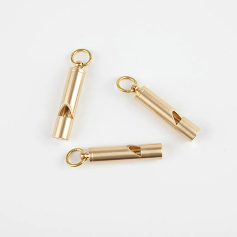 1Pcs Vintage Brass Whistle Handmade Survival Whistle Keychain Pendant Outdoor EDC Tool Football Basketball Sports