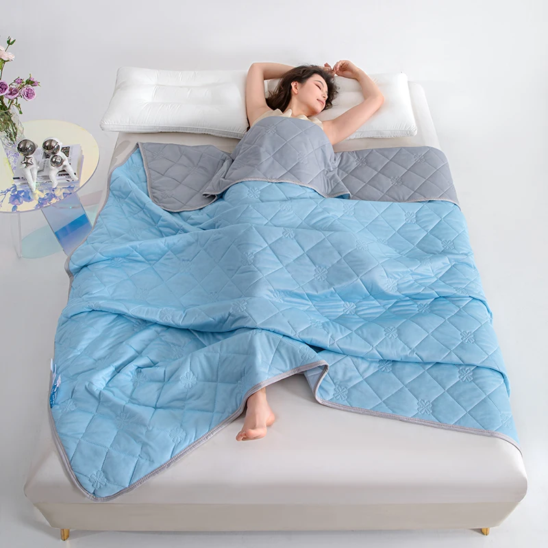 Soft Cooling Blanket Lightweight Smooth Air Condition Comforter Lightweight Summer Cool Quilt Double Side Cold Bedspread summer quilt summer quilt set bed comforter