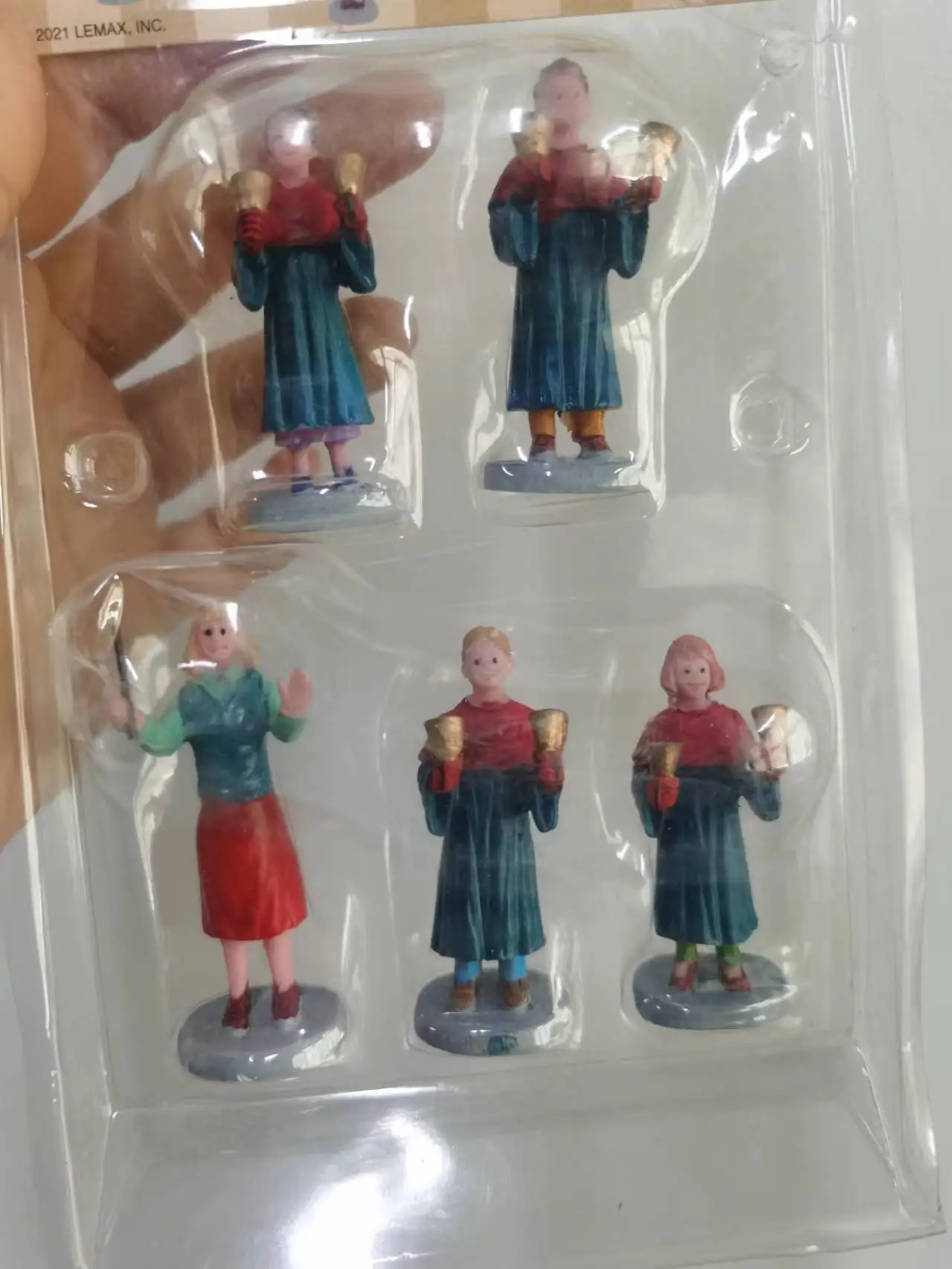 

Resin figure mental psychological sand table game box court therapy choir set